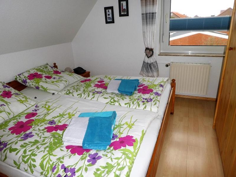 Ferienwohnung Kolks Huus Seglerweg Neuharlingersiel Exterior foto